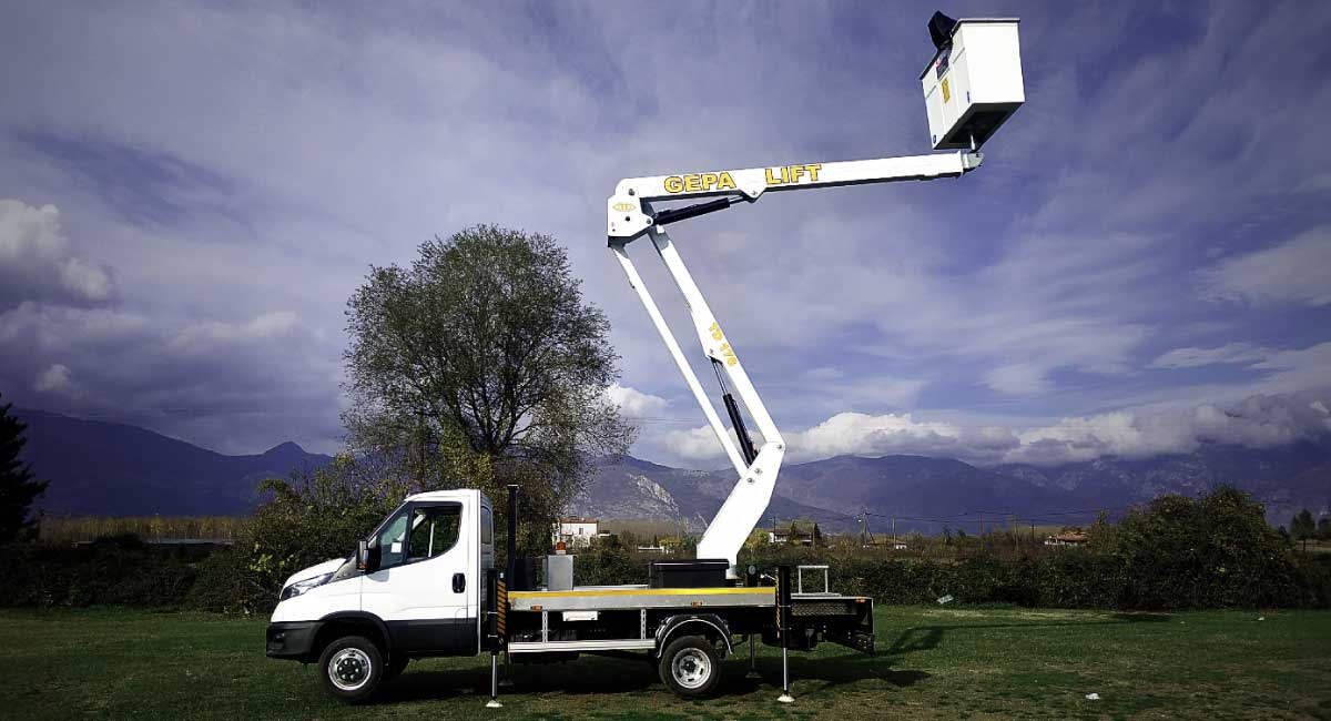boom lift maintenance